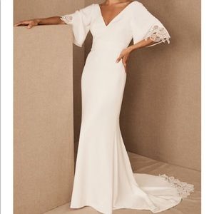 Never worn wedding dress NWT